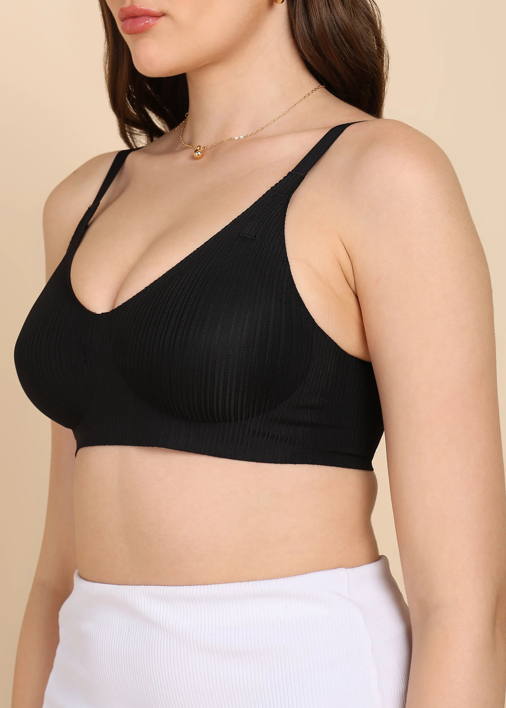 Invisi-Fit:- No Show Designer Fabric Seamless Bra (TW-SB-998)