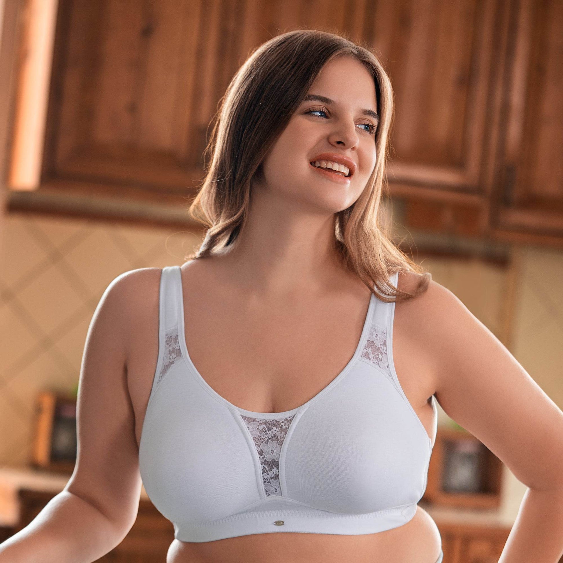 Ultimate Comfort & Support: Non-Padded, Non-Wired Full Coverage Minimizer T-Shirt Bra for Everyday Elegance
